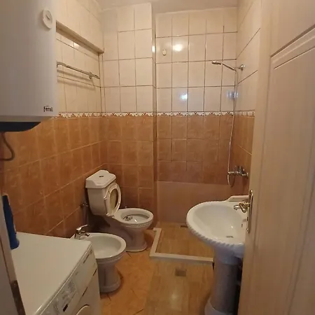 Apartament Near The Center Apartment Tirana