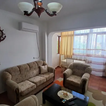 Apartment Apartament Near The Center *